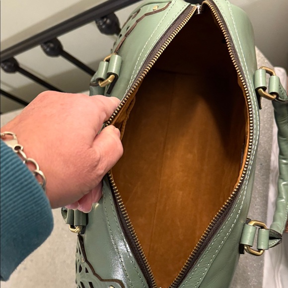 Patricia Nash Green Leather Handbag Set - Picture 6 of 7